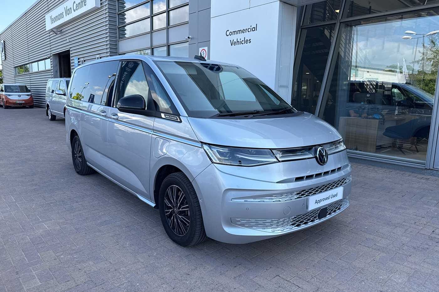 Main listing image - Volkswagen Multivan