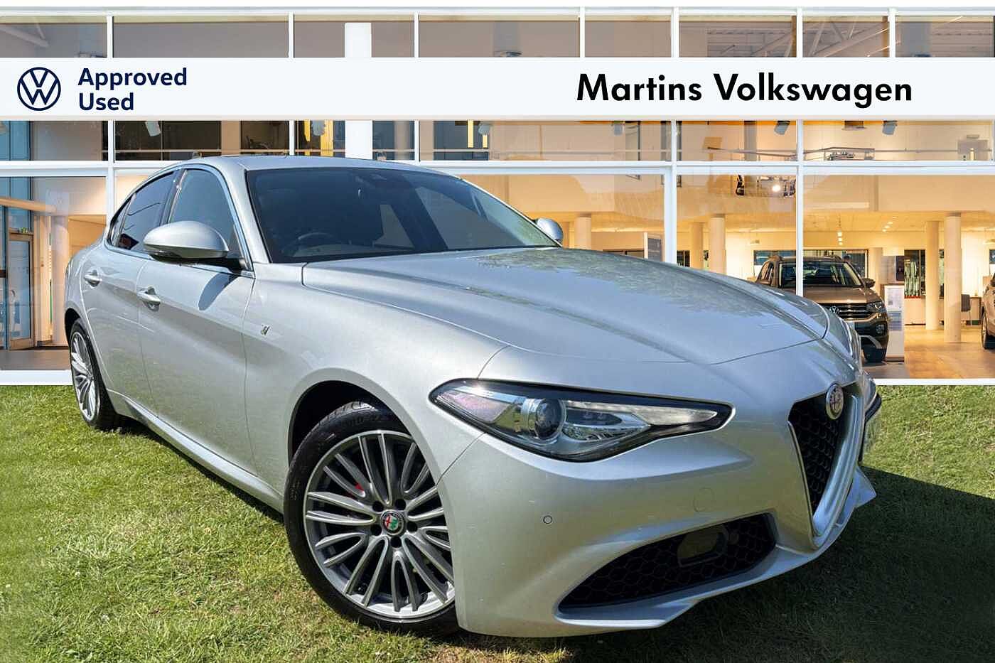 Main listing image - Alfa Romeo Giulia