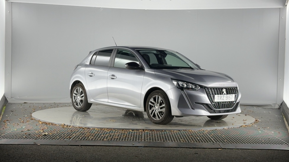 Main listing image - Peugeot 208