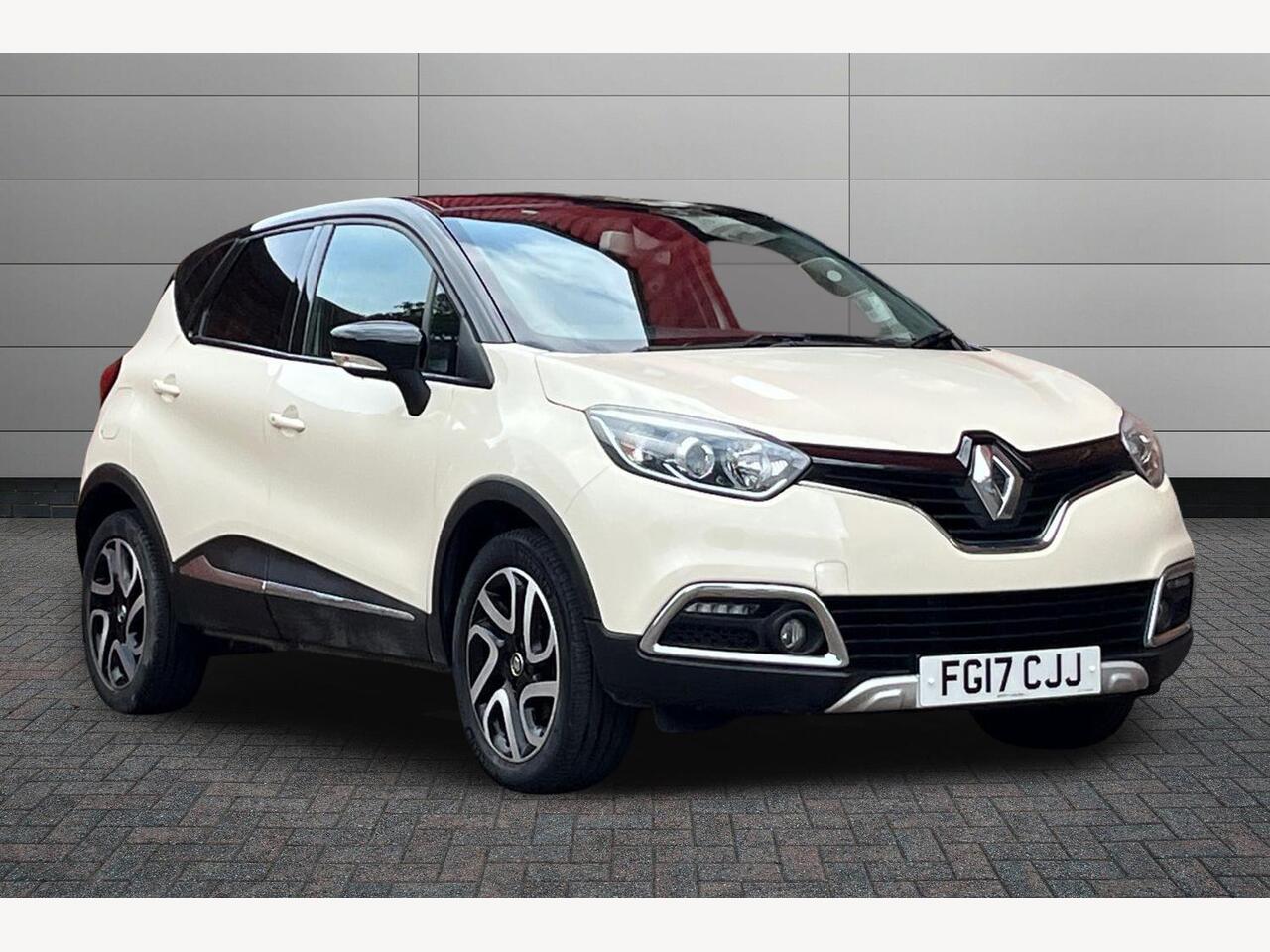 Main listing image - Renault Captur