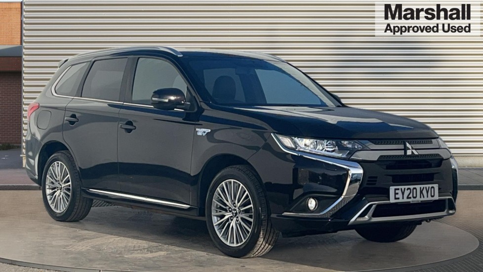 Main listing image - Mitsubishi Outlander