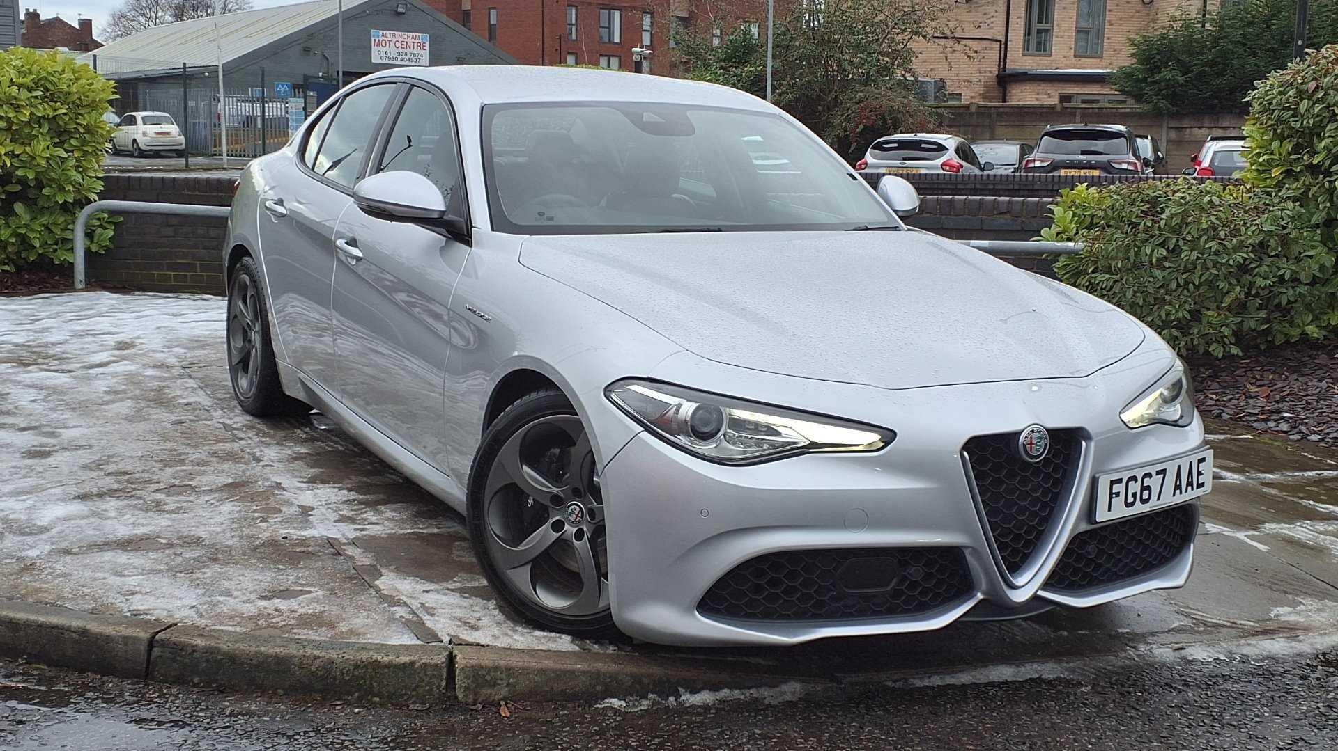 Main listing image - Alfa Romeo Giulia