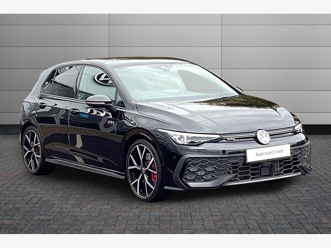 Main listing image - Volkswagen Golf