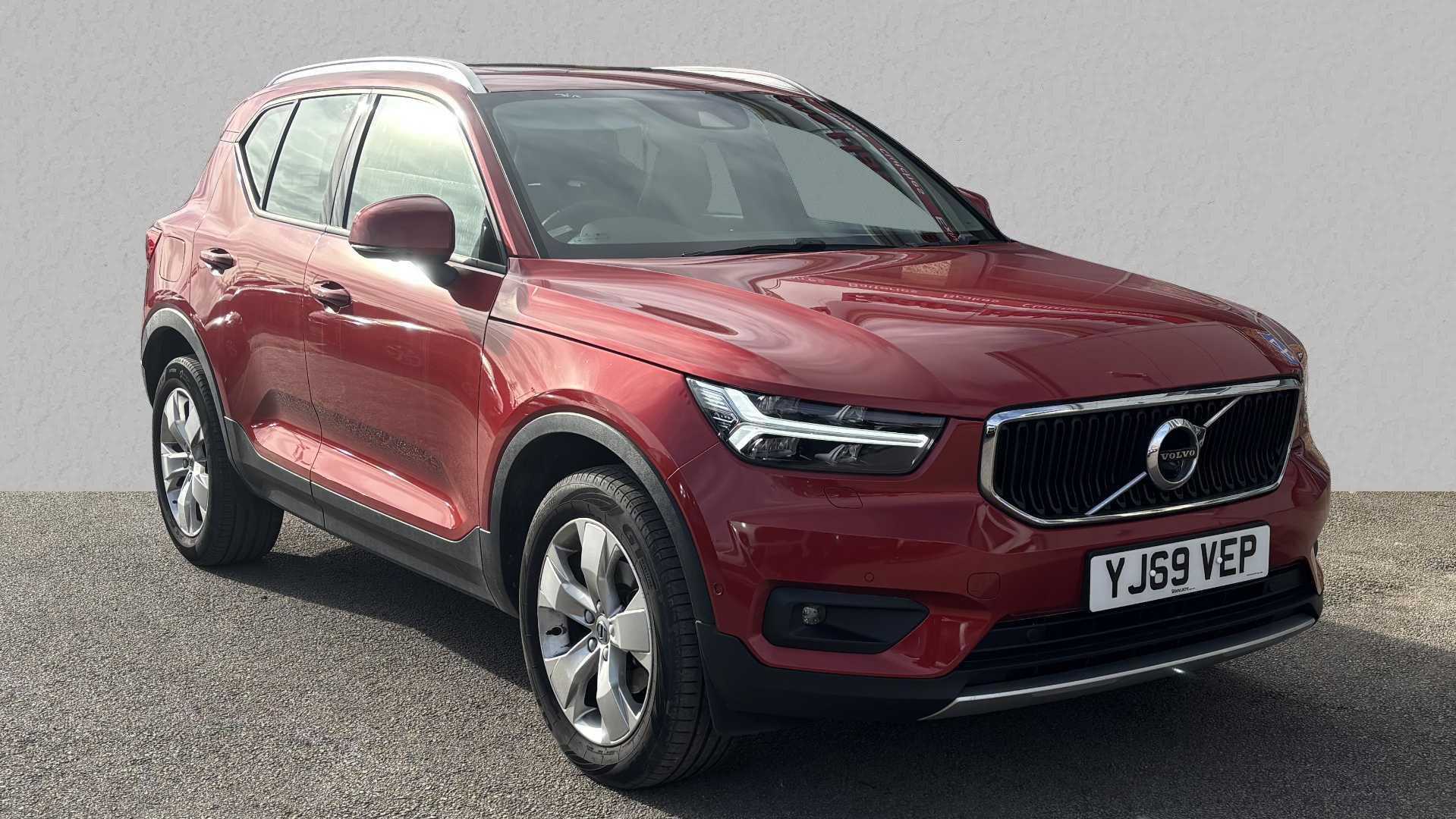 Main listing image - Volvo XC40