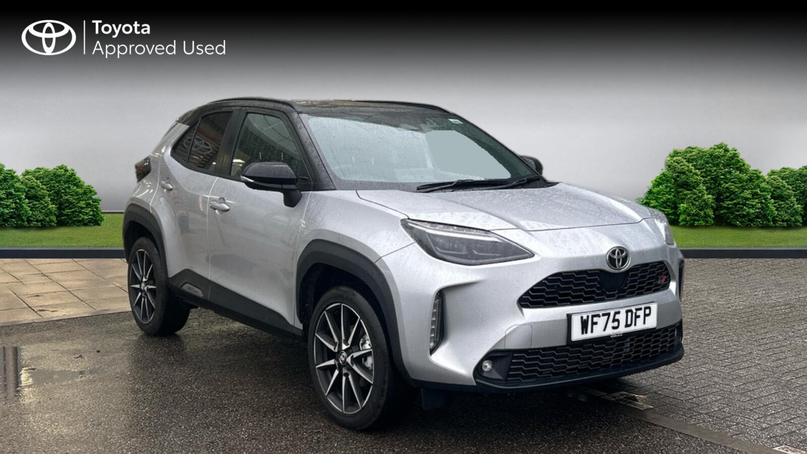 Main listing image - Toyota Yaris Cross