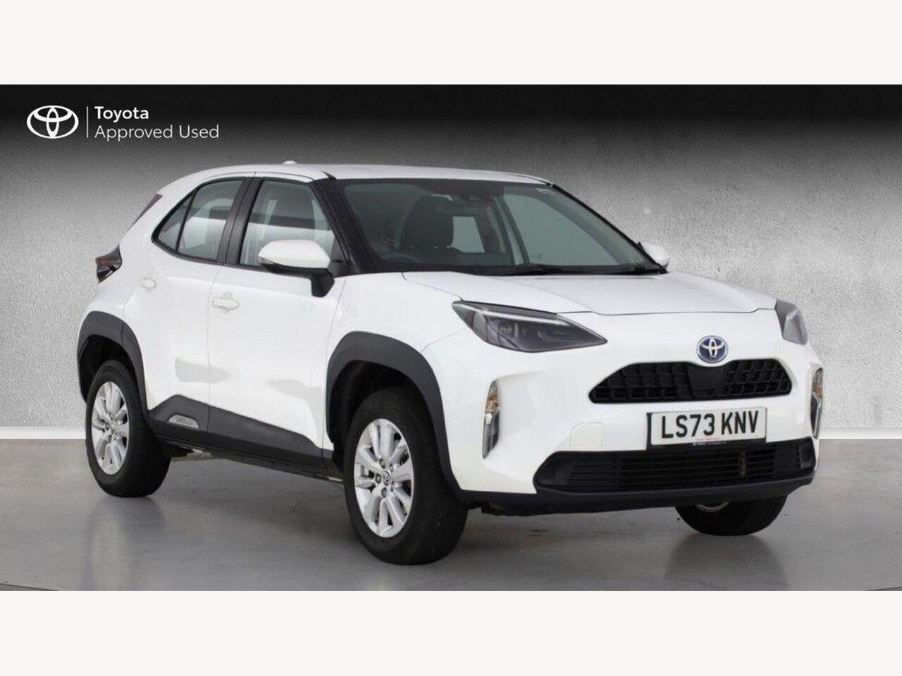 Main listing image - Toyota Yaris Cross