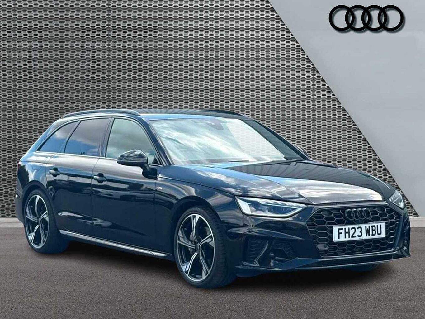Main listing image - Audi A4