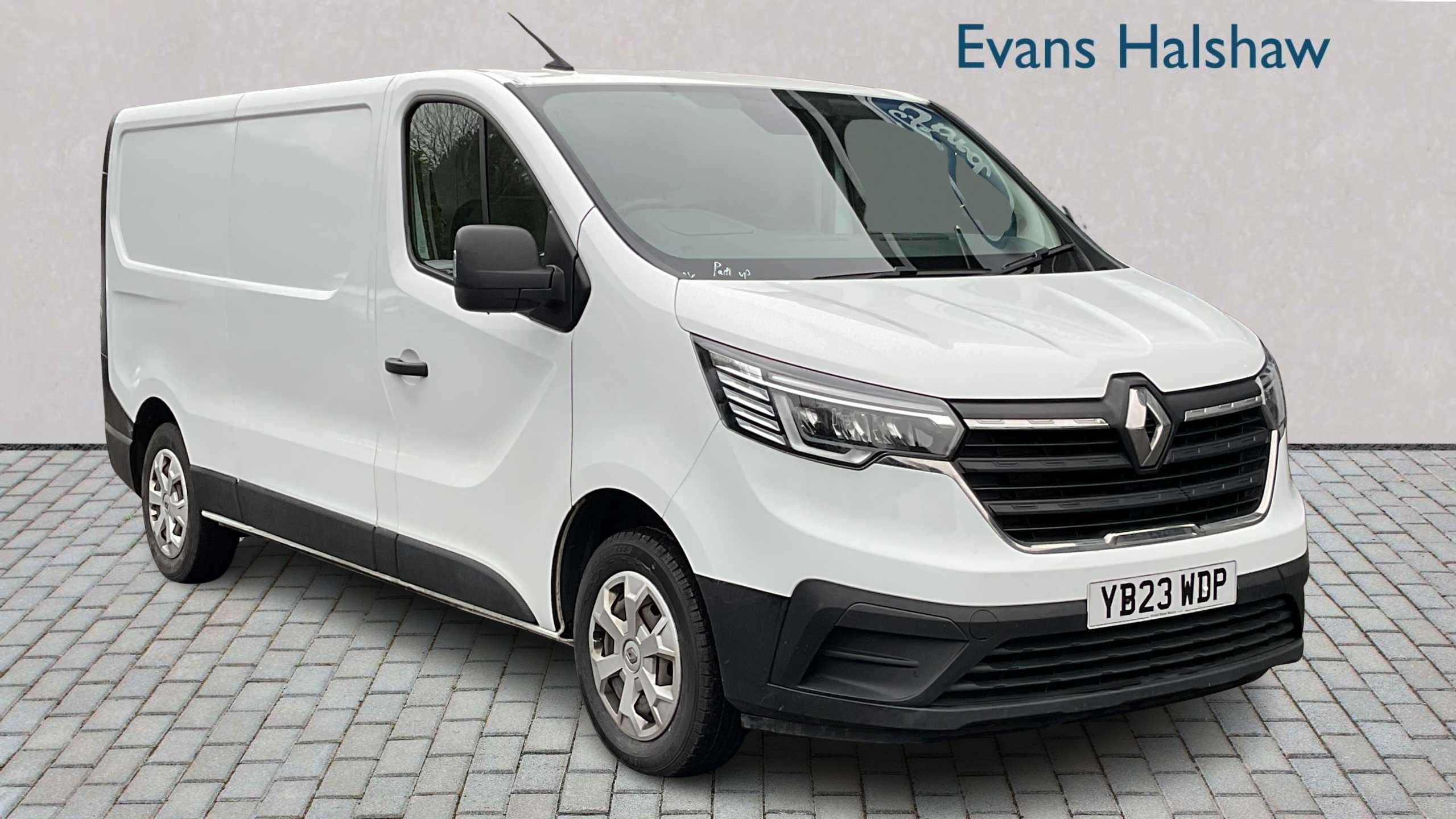 Main listing image - Renault Trafic