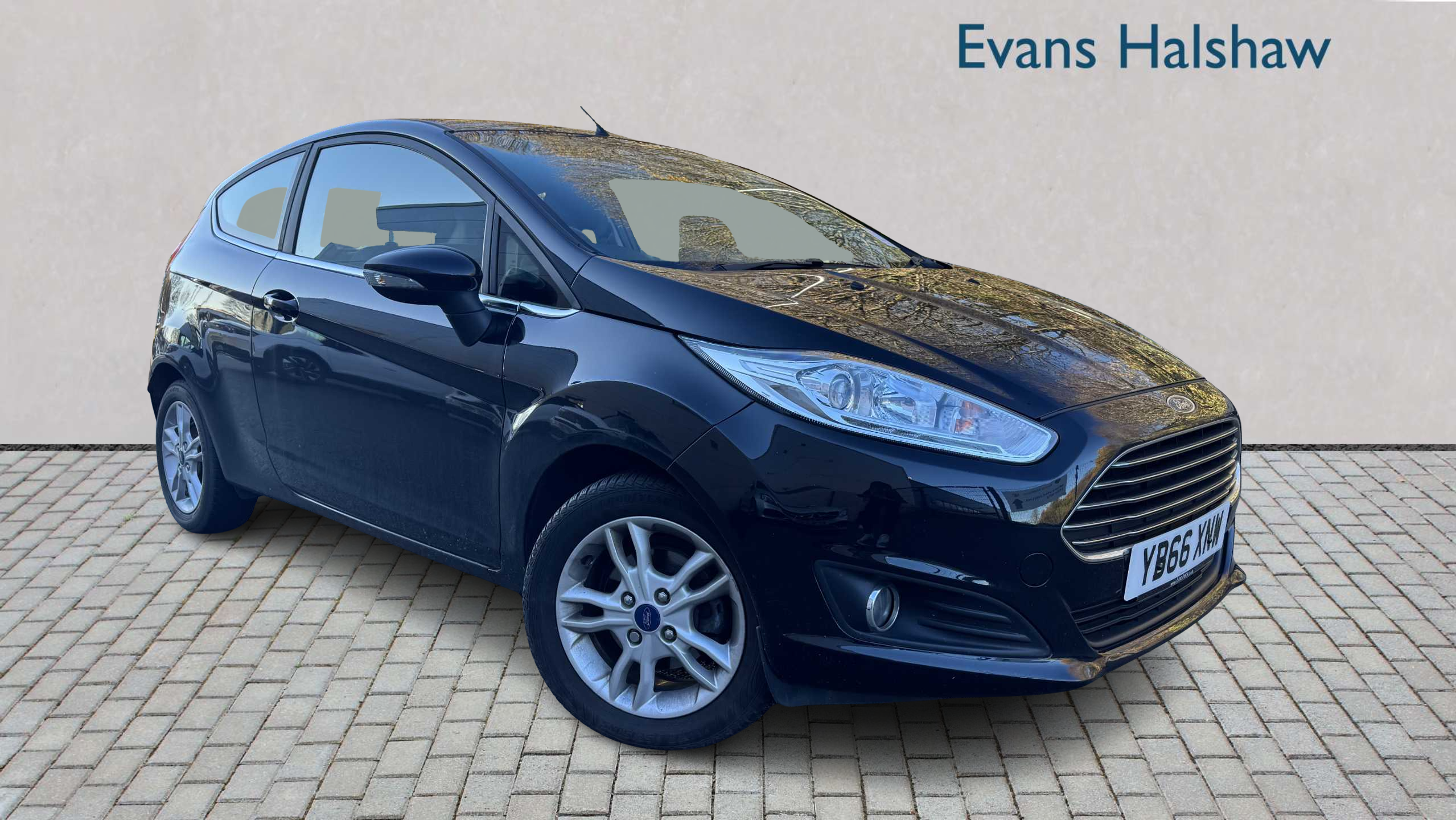 Main listing image - Ford Fiesta