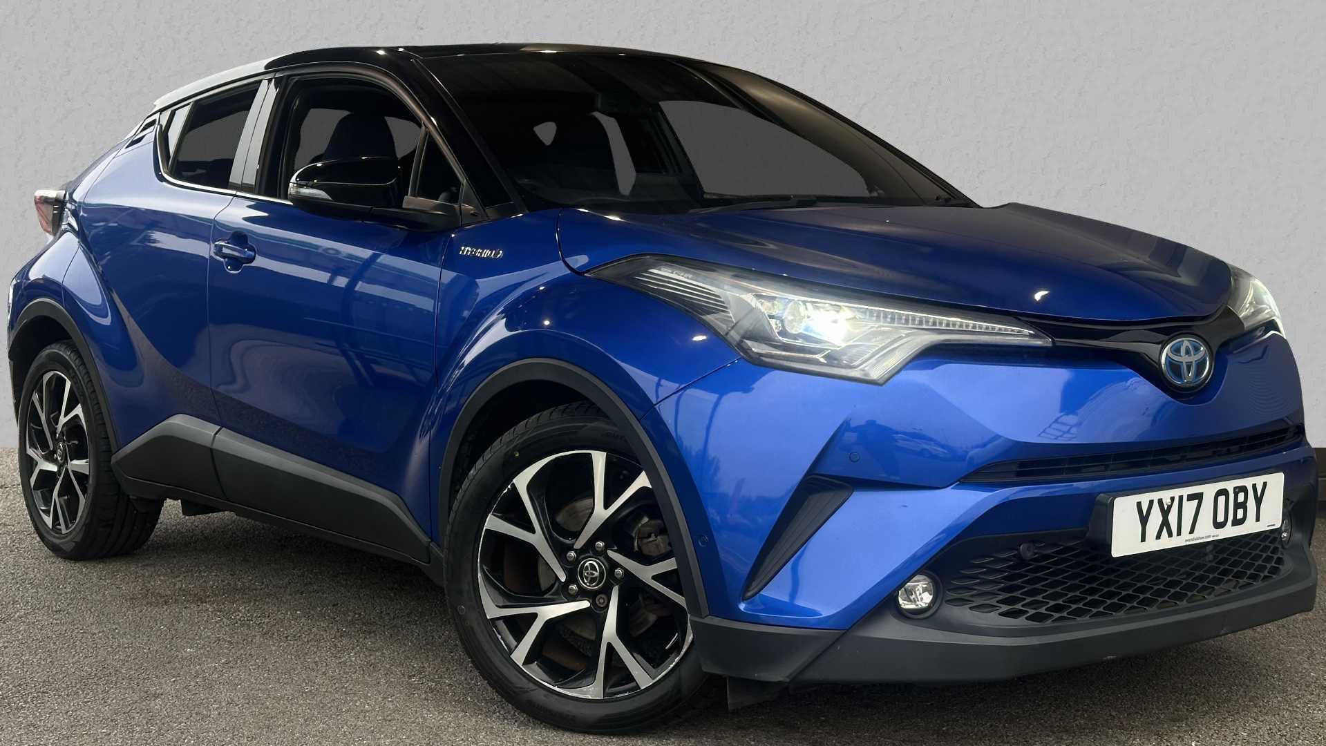 Main listing image - Toyota C-HR