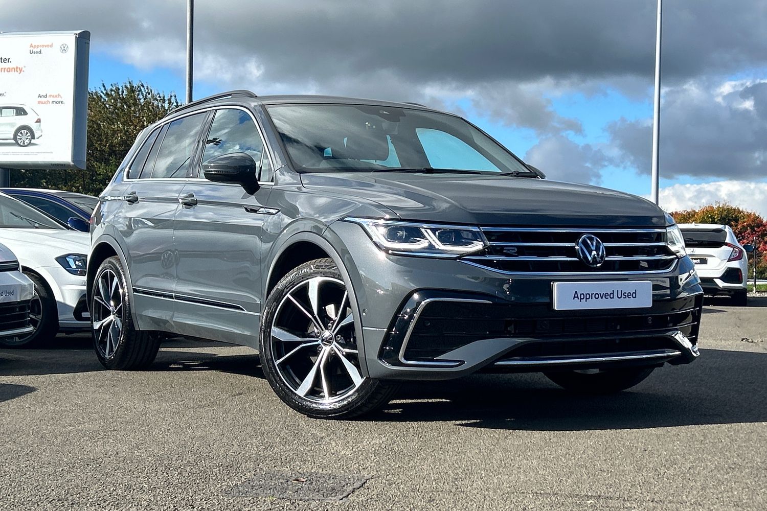 Main listing image - Volkswagen Tiguan