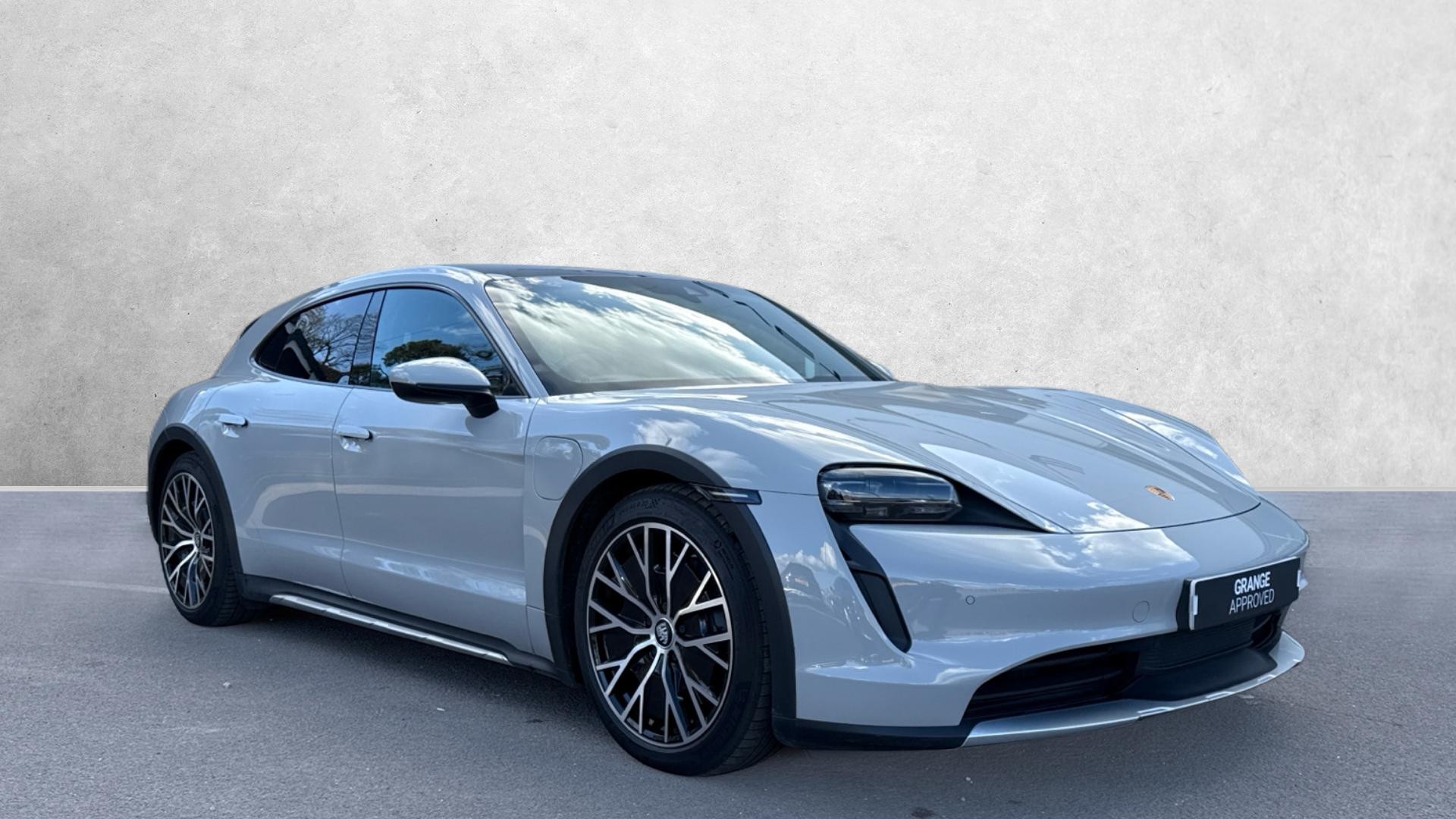 Main listing image - Porsche Taycan Cross Turismo