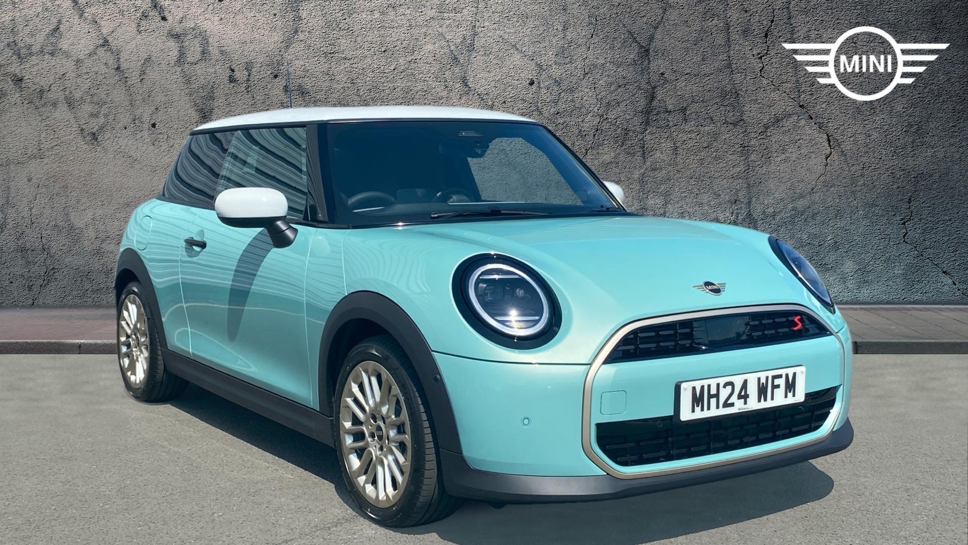 Main listing image - MINI Hatchback