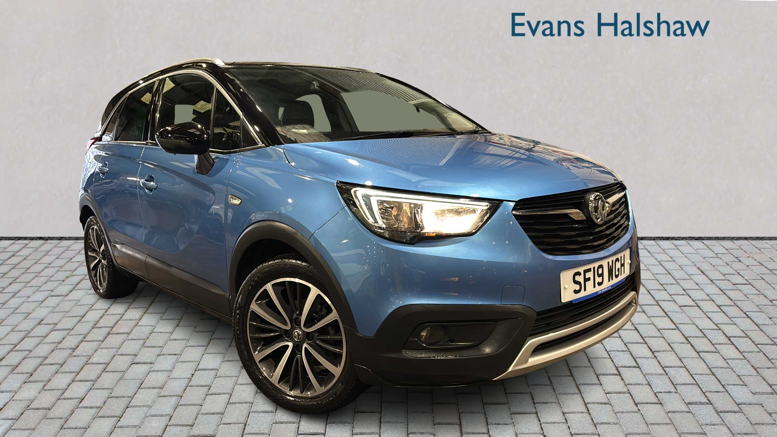 Main listing image - Vauxhall Crossland X