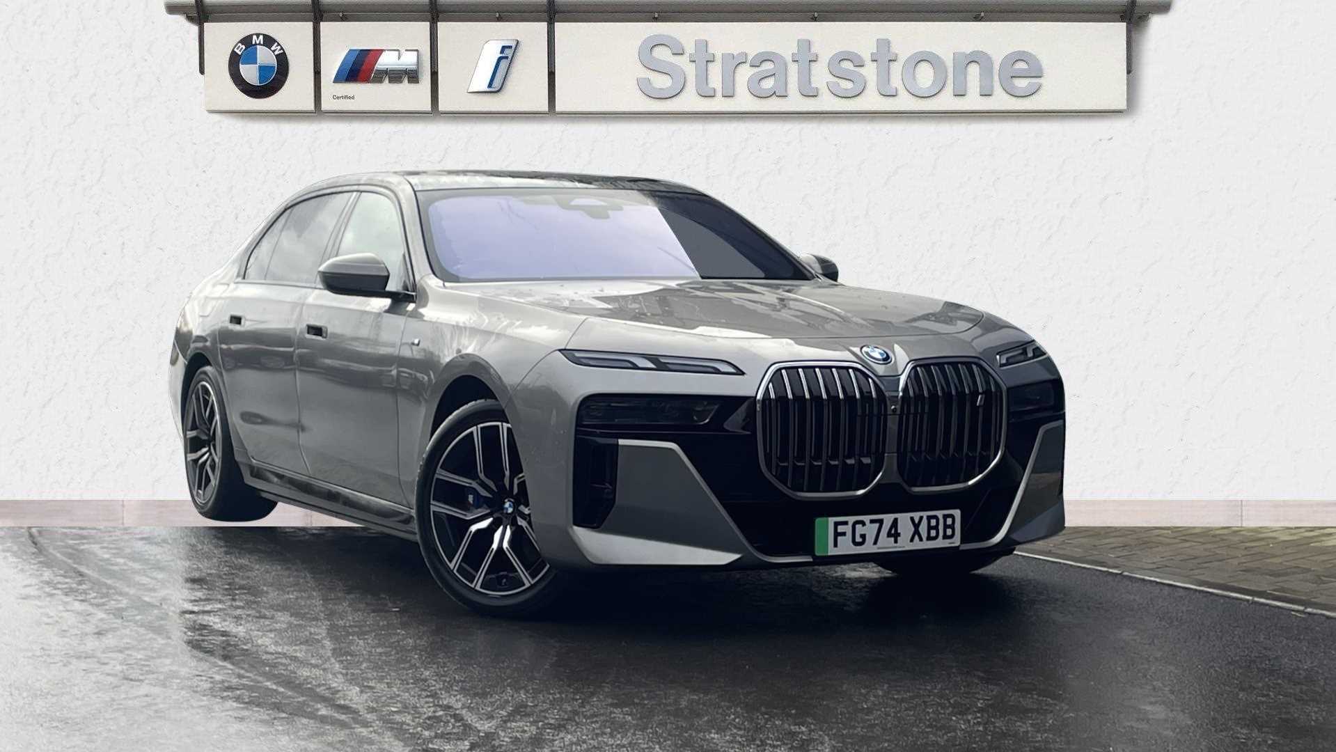 Main listing image - BMW i7