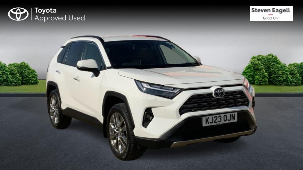 Main listing image - Toyota RAV4