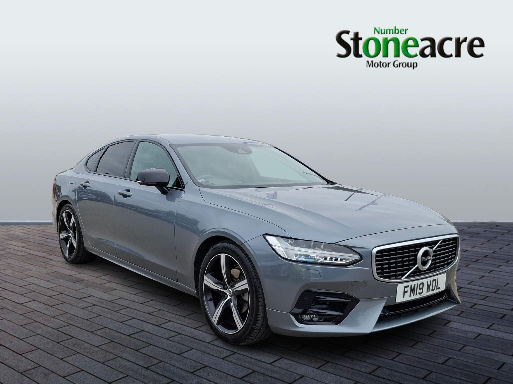 Main listing image - Volvo S90