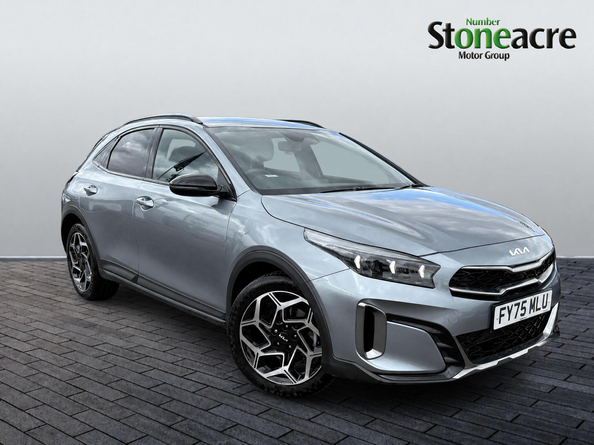 Main listing image - Kia XCeed