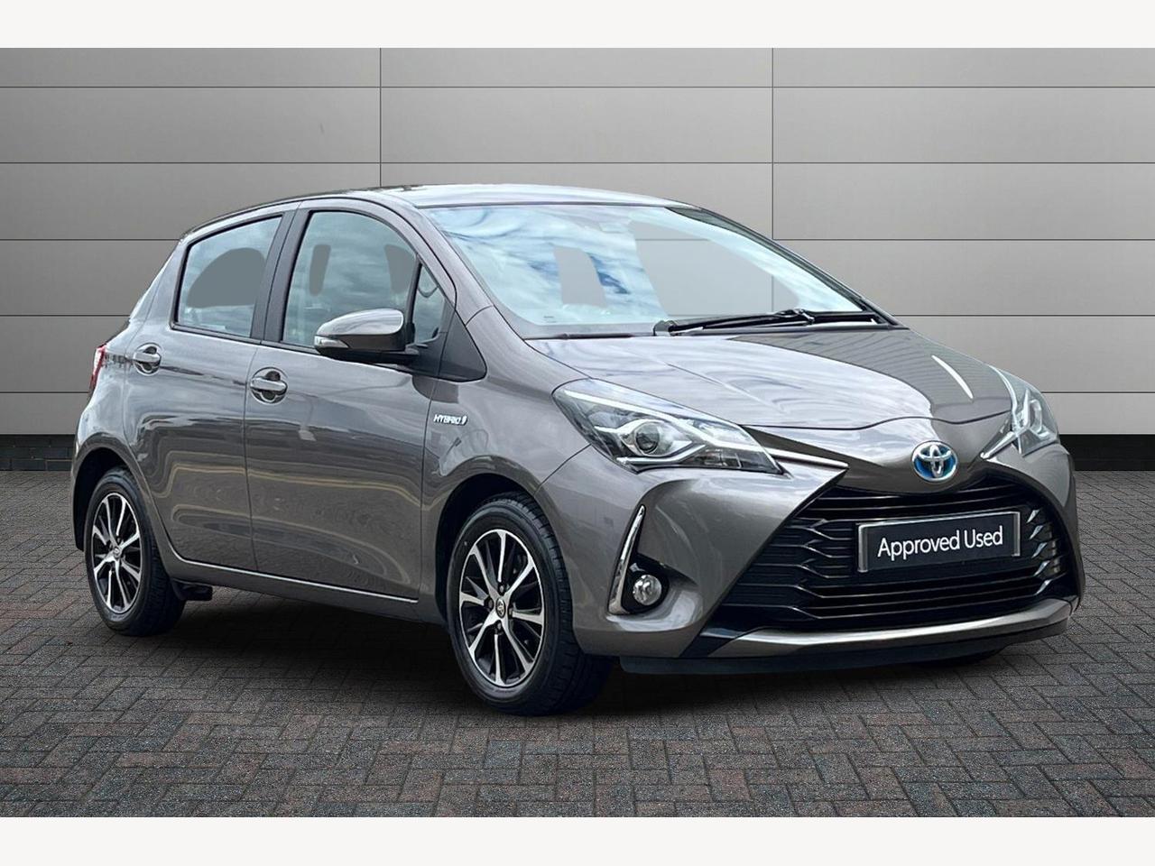 Main listing image - Toyota Yaris