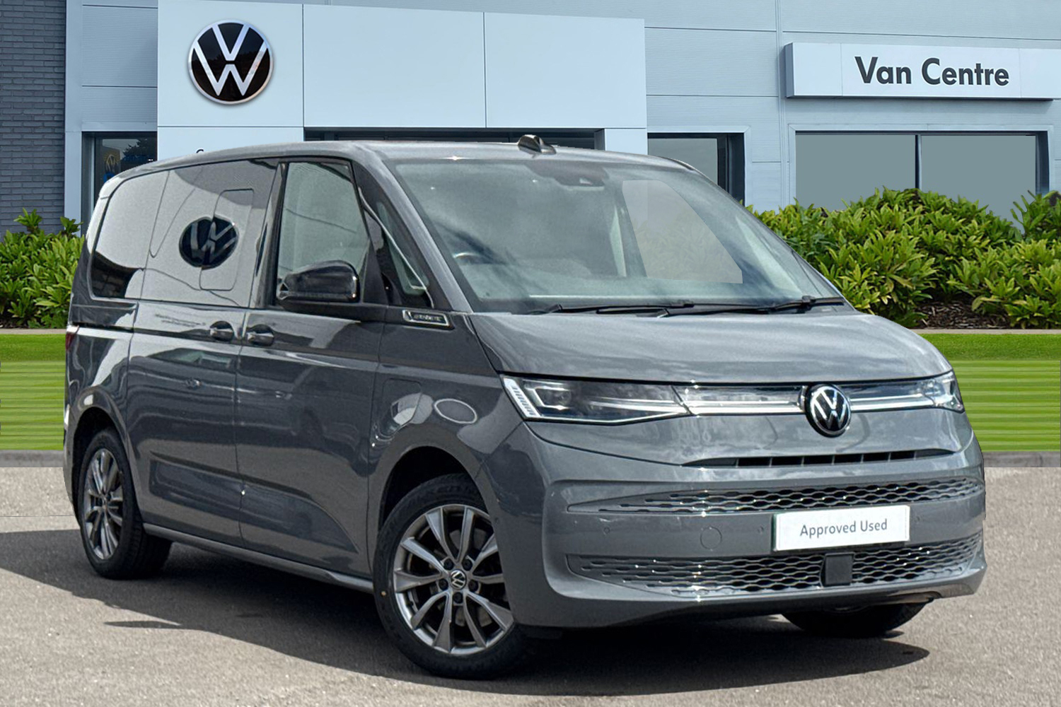 Main listing image - Volkswagen Multivan