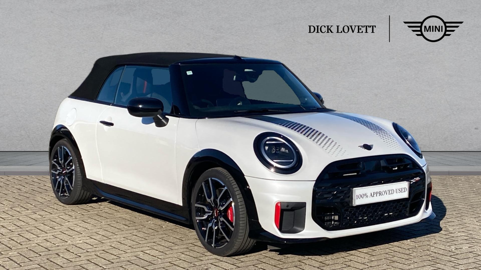 Main listing image - MINI Convertible