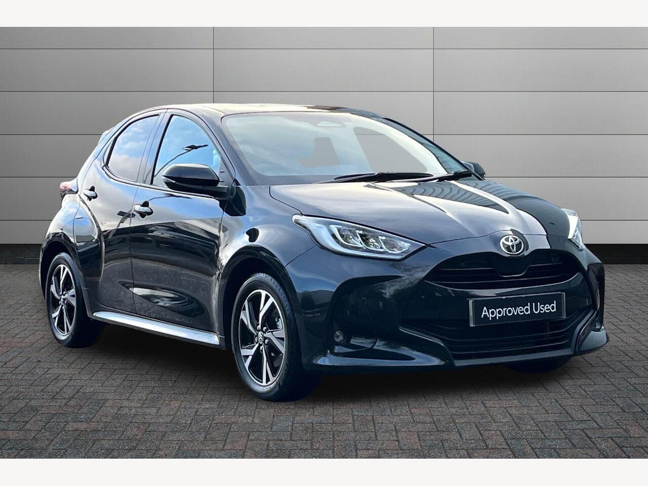 Main listing image - Toyota Yaris