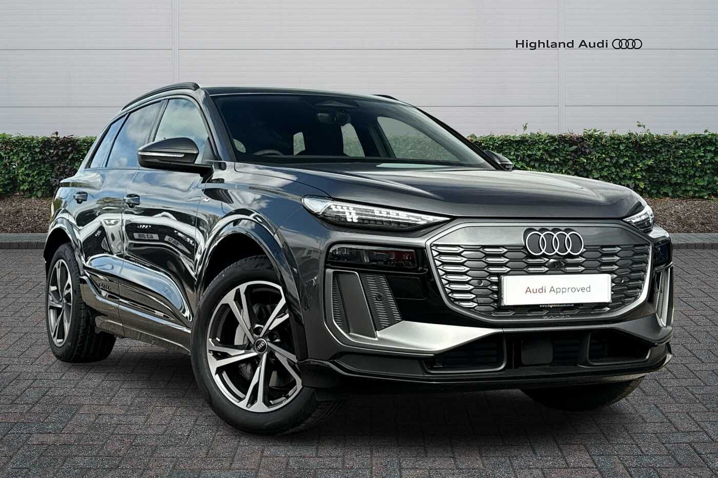 Main listing image - Audi Q6 e-tron