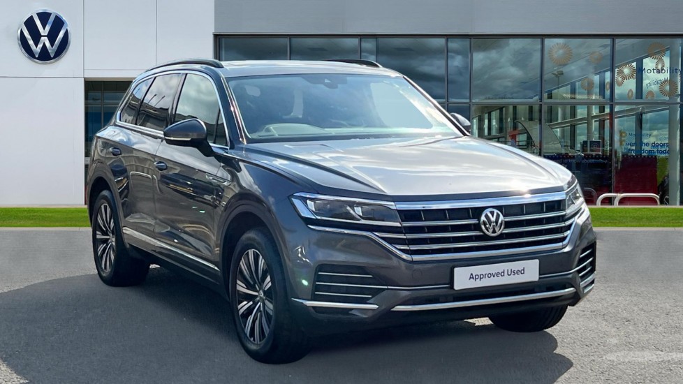 Main listing image - Volkswagen Touareg