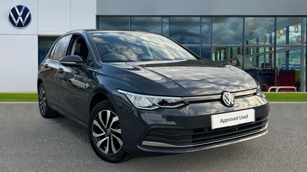 Main listing image - Volkswagen Golf