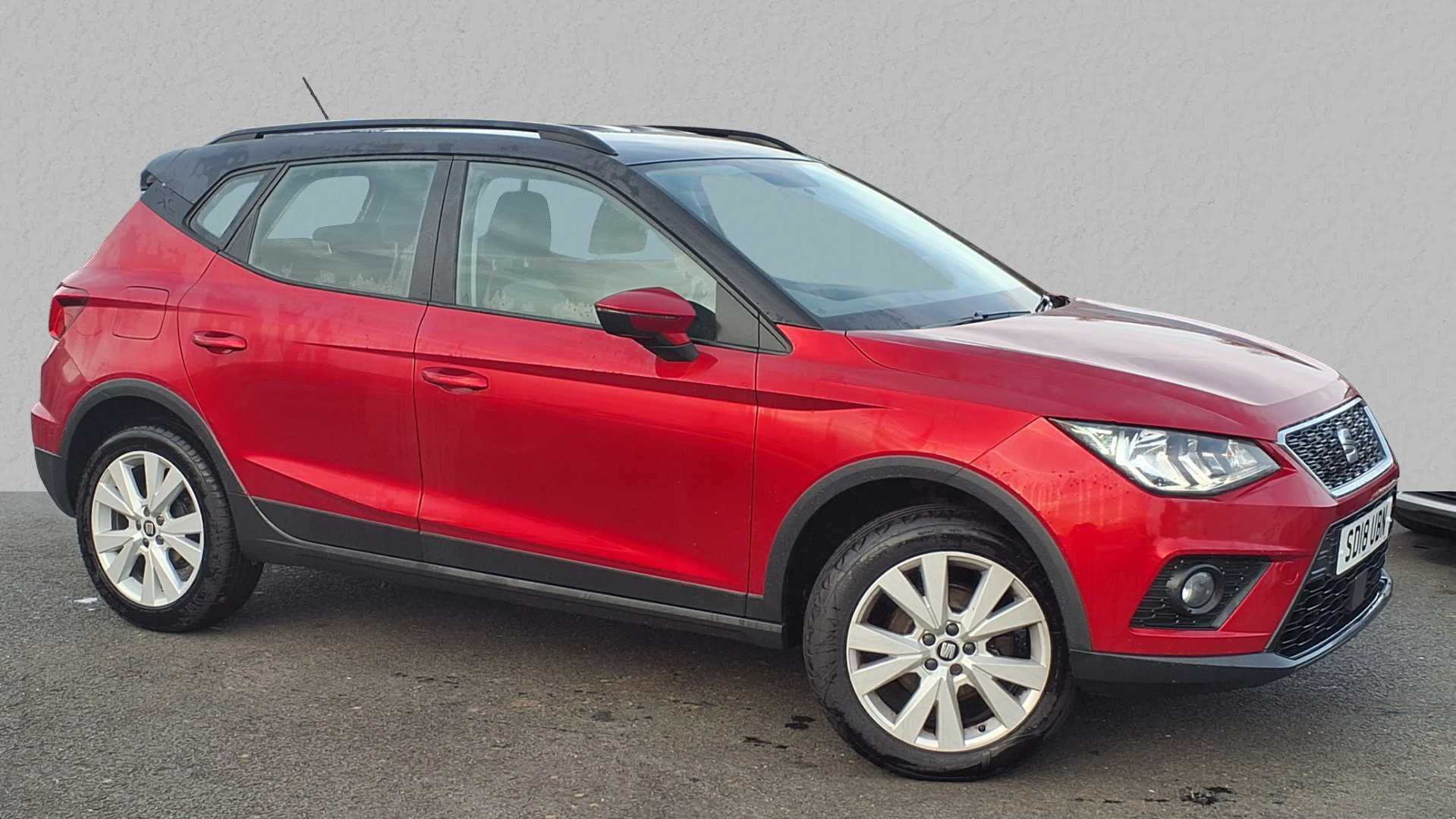 Main listing image - SEAT Arona