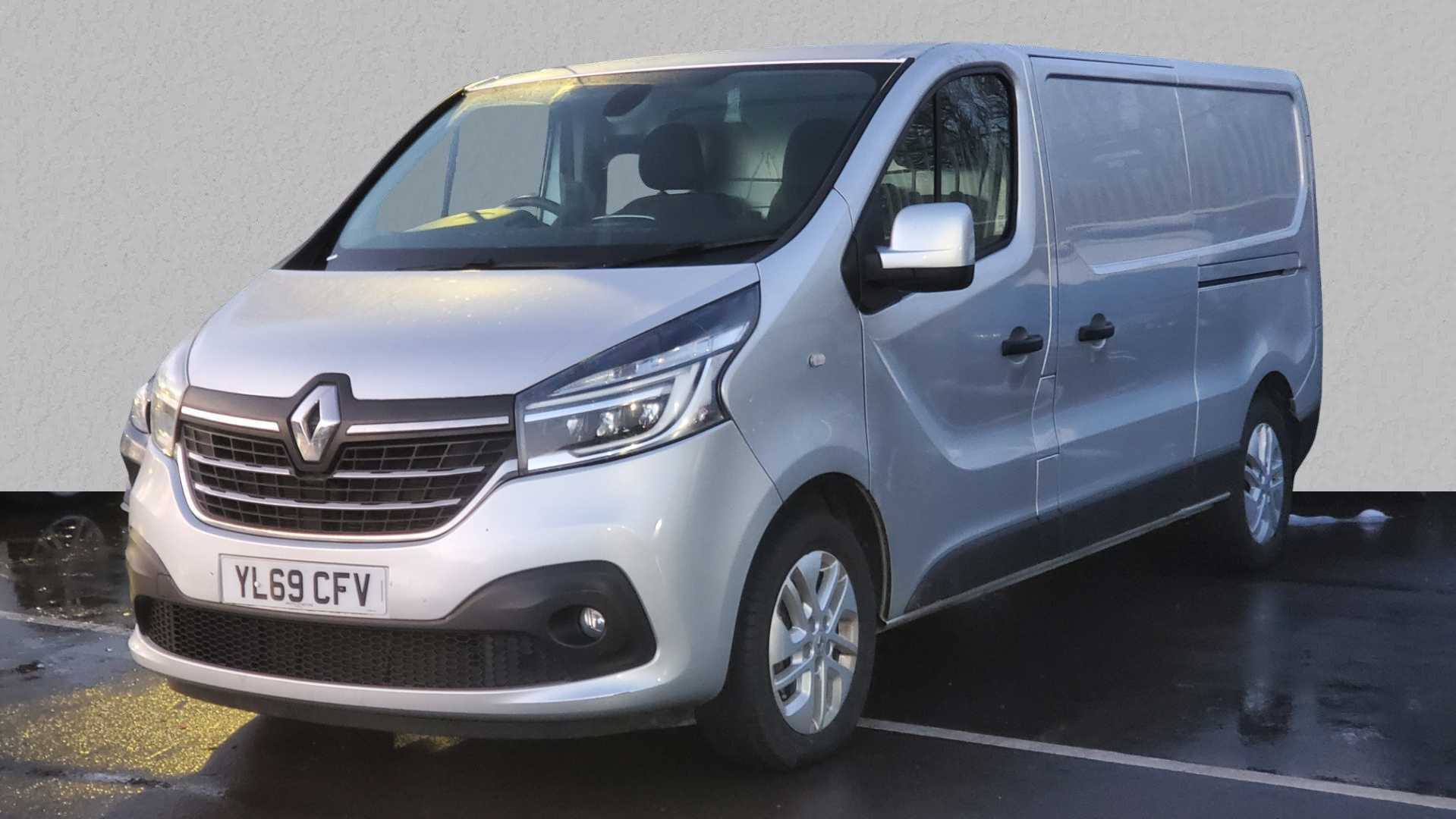 Main listing image - Renault Trafic