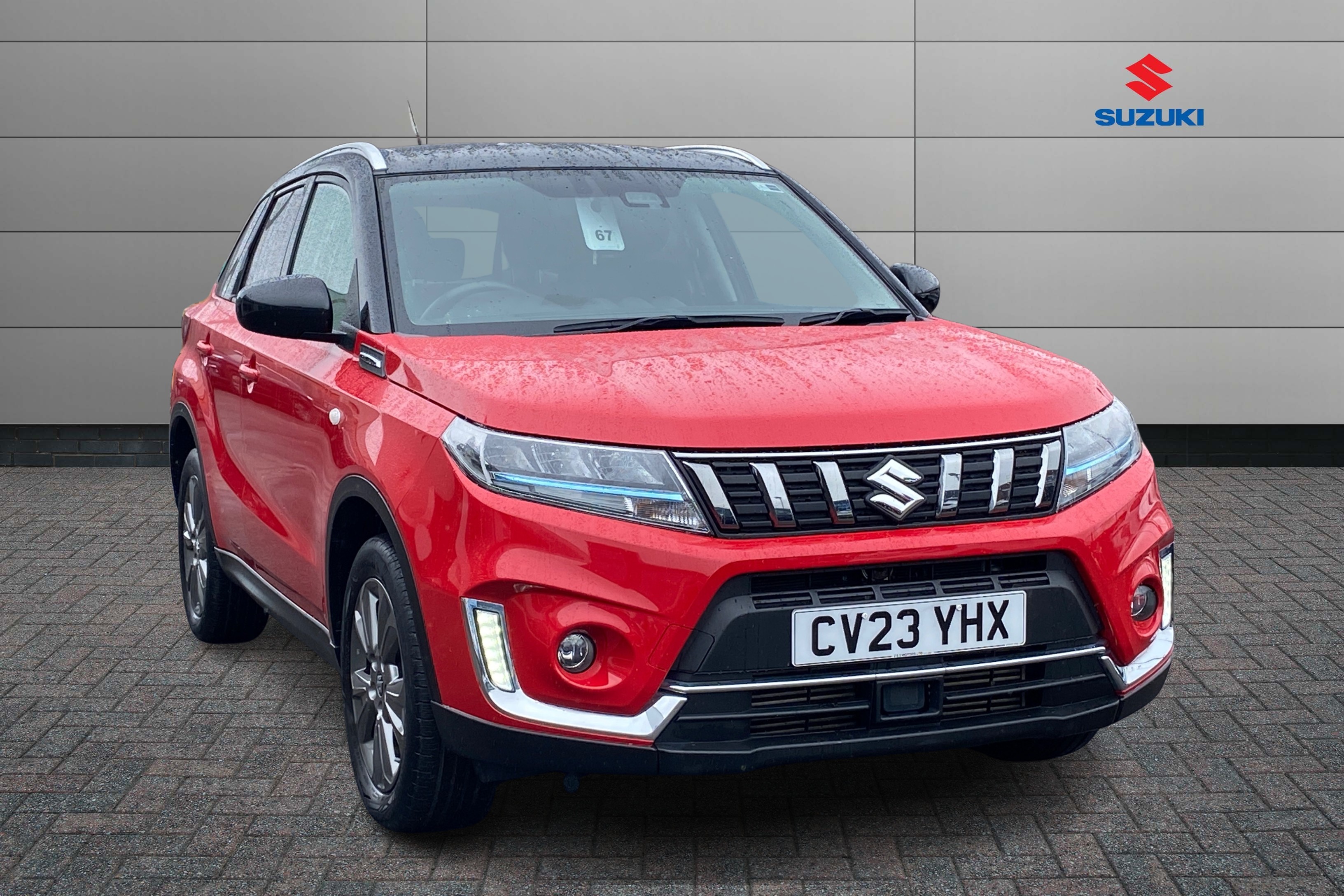Main listing image - Suzuki Vitara