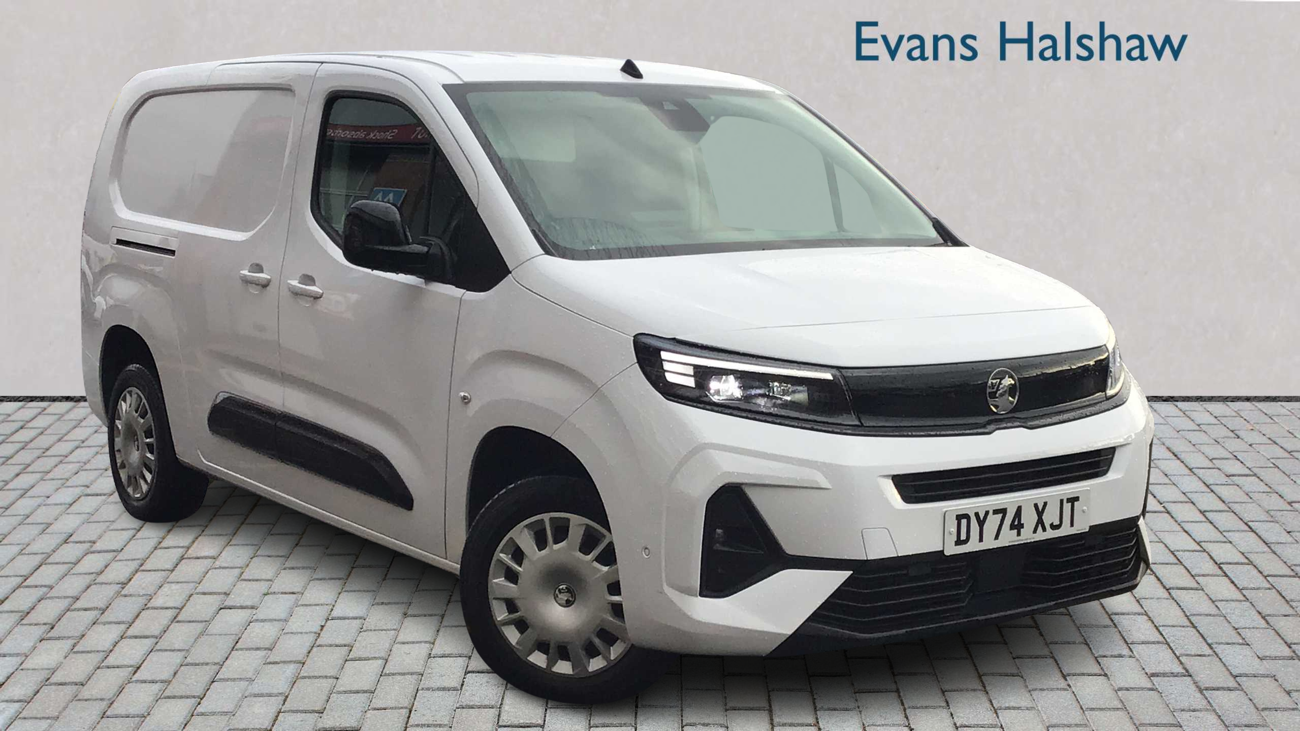 Main listing image - Vauxhall Combo Cargo