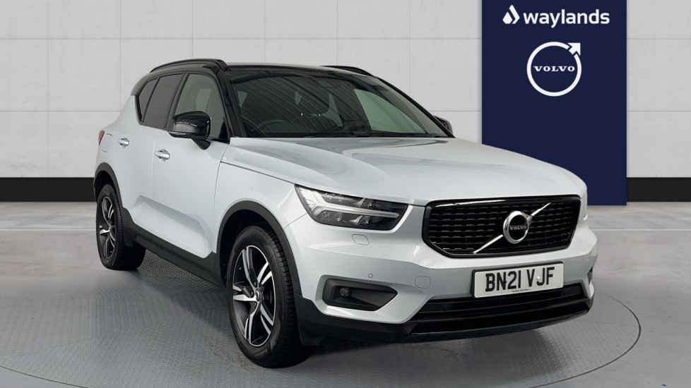 Main listing image - Volvo XC40