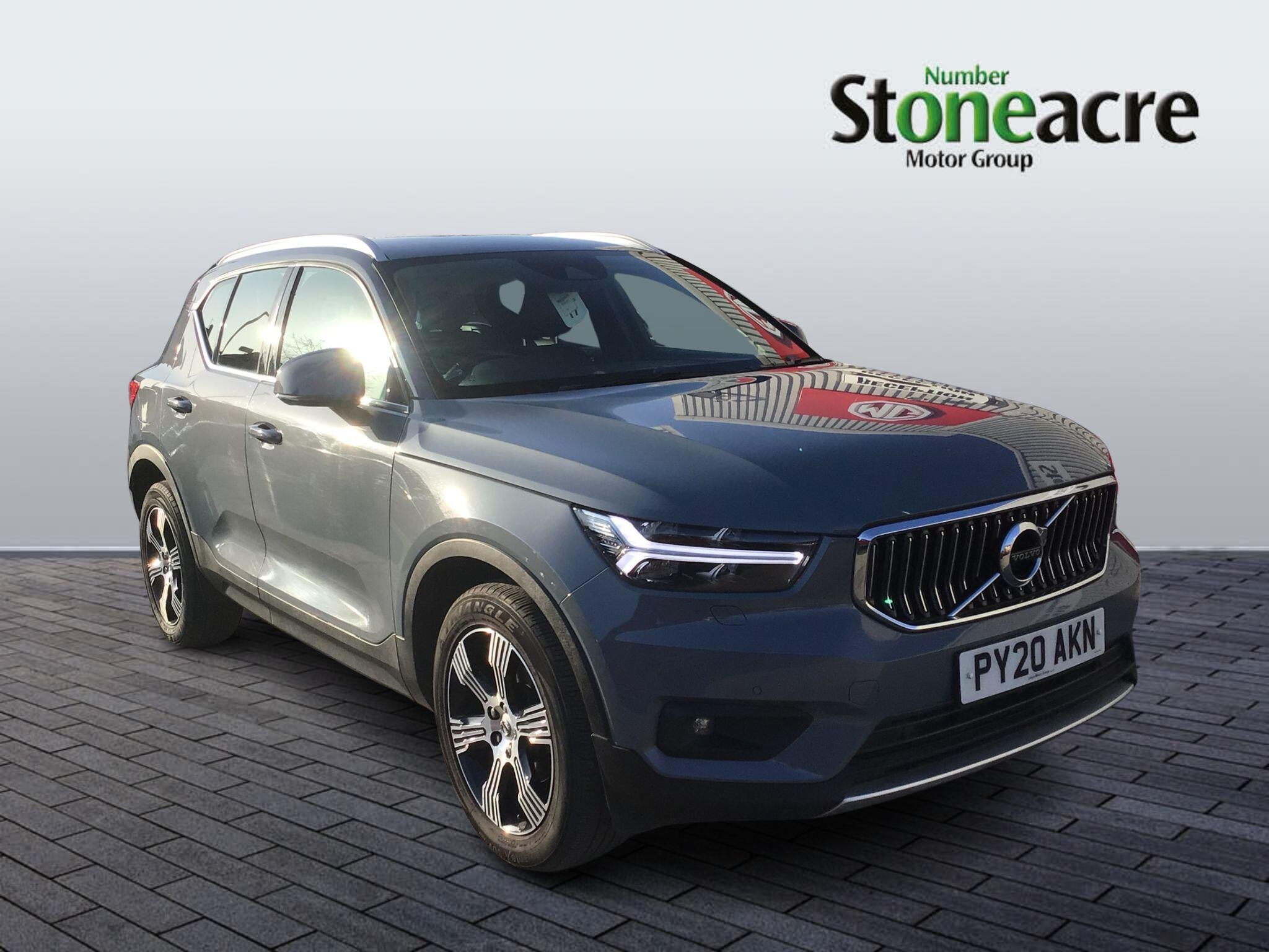 Main listing image - Volvo XC40