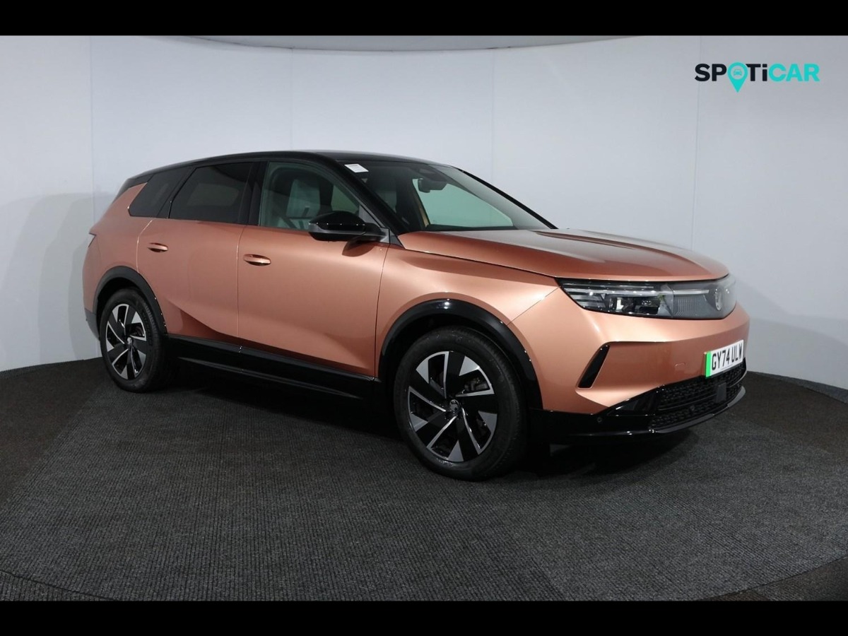 Main listing image - Vauxhall Grandland