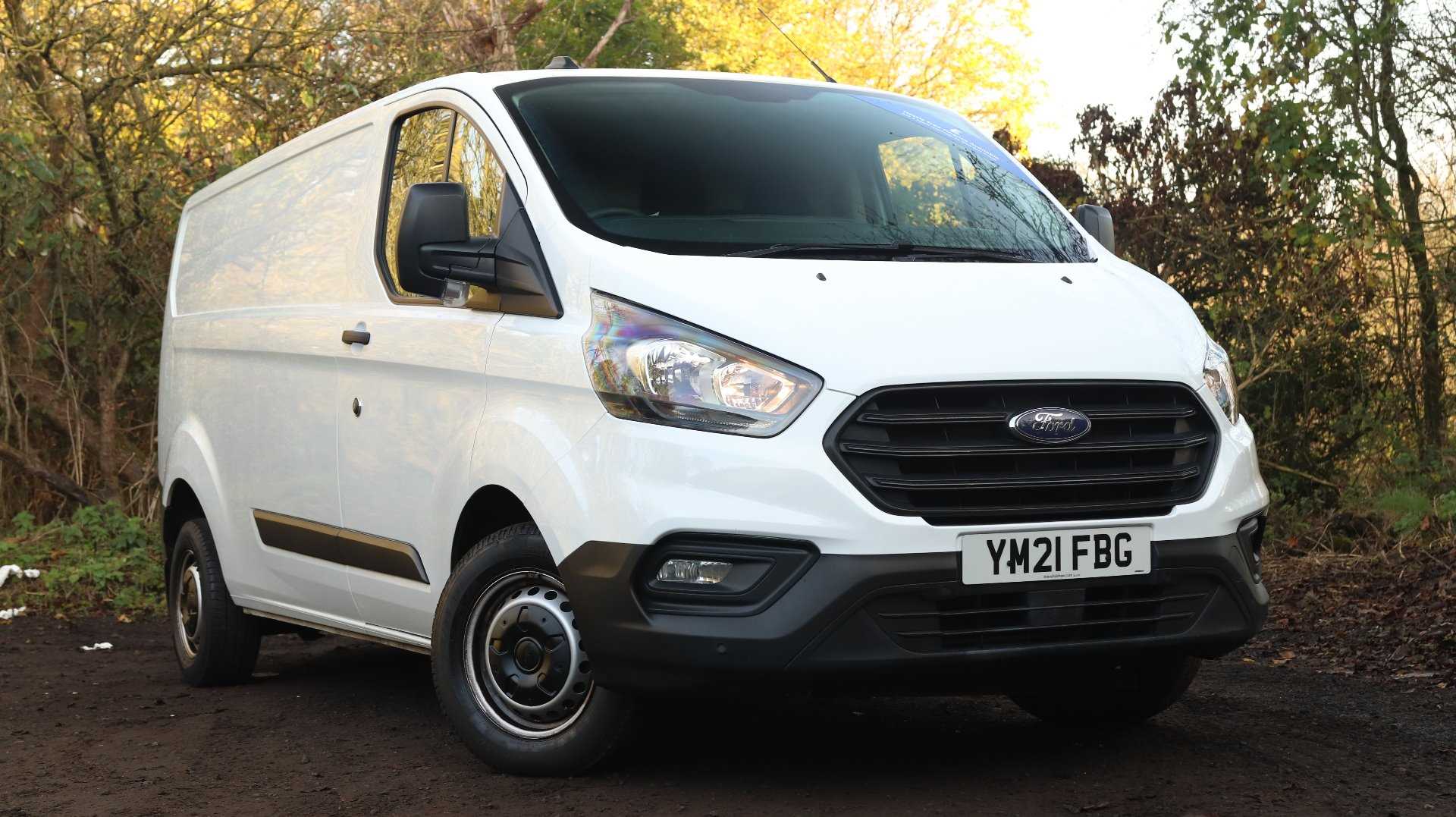 Main listing image - Ford Transit Custom