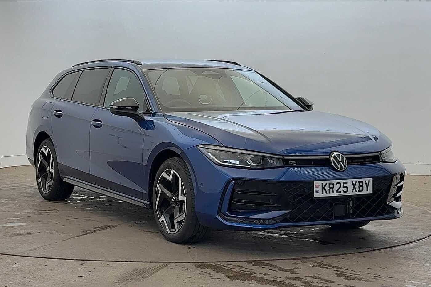 Main listing image - Volkswagen Passat Estate