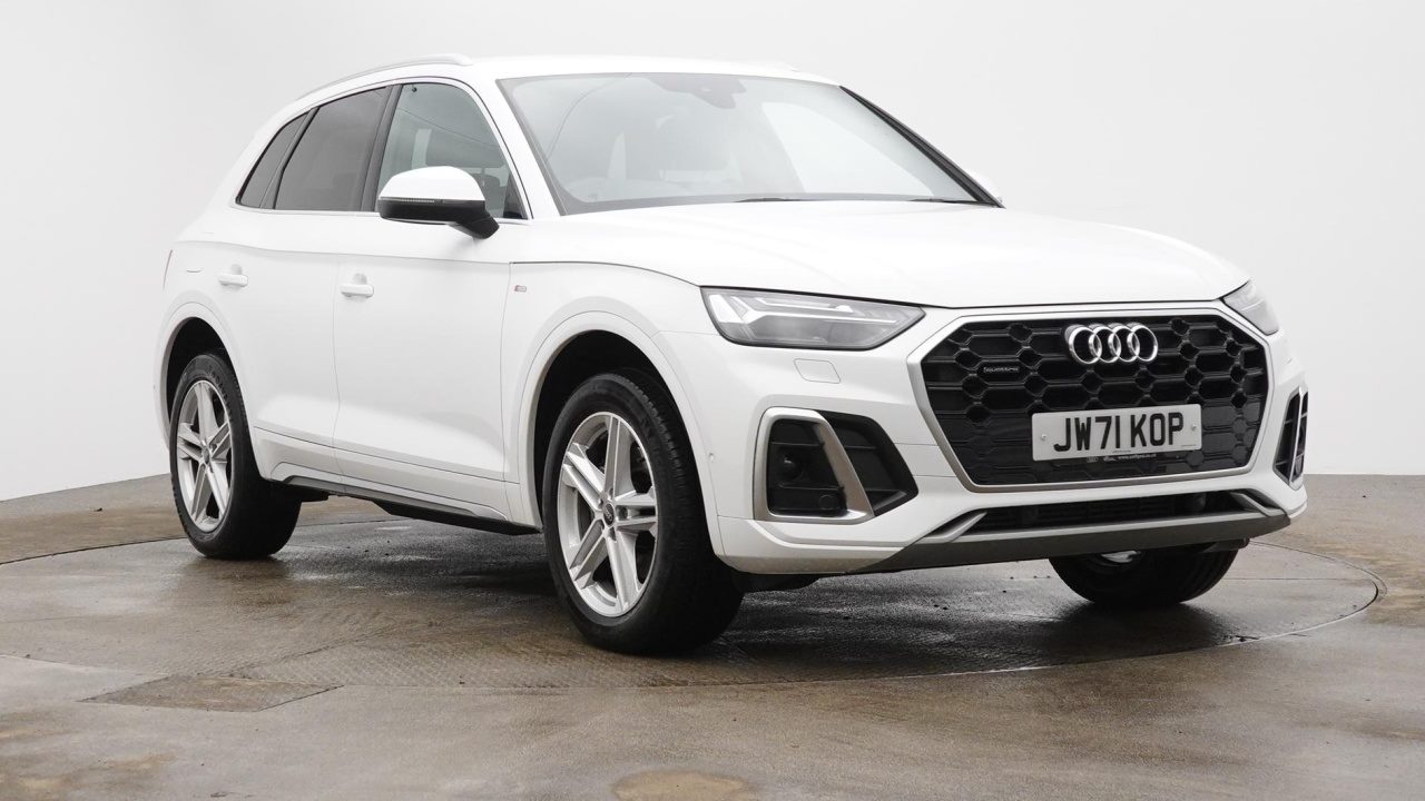 Main listing image - Audi Q5