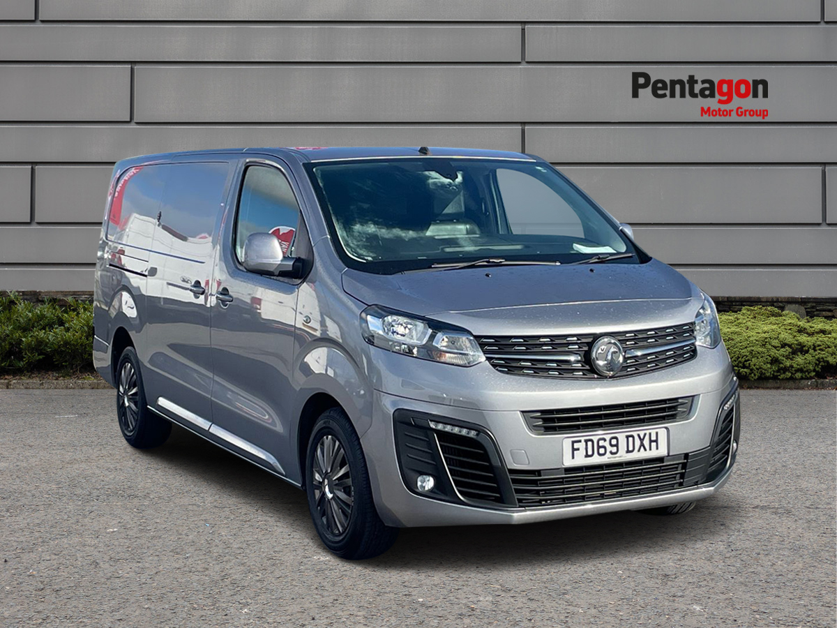 Main listing image - Vauxhall Vivaro