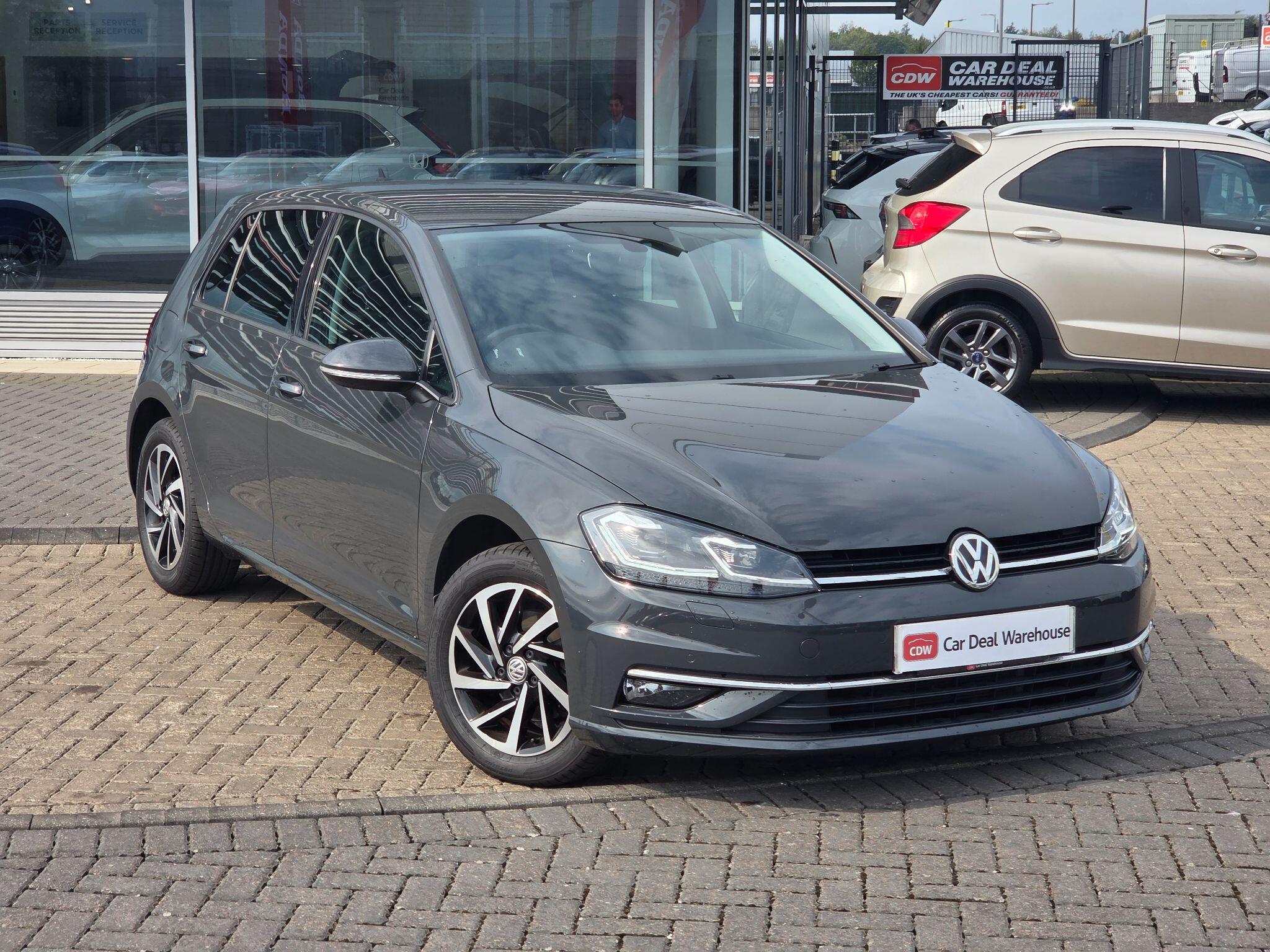 Main listing image - Volkswagen Golf