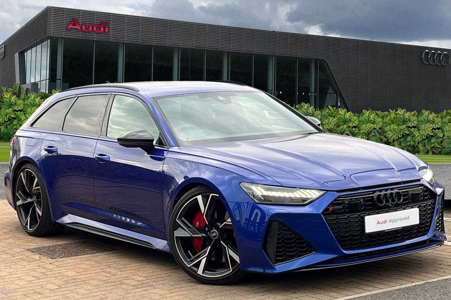 Main listing image - Audi RS6