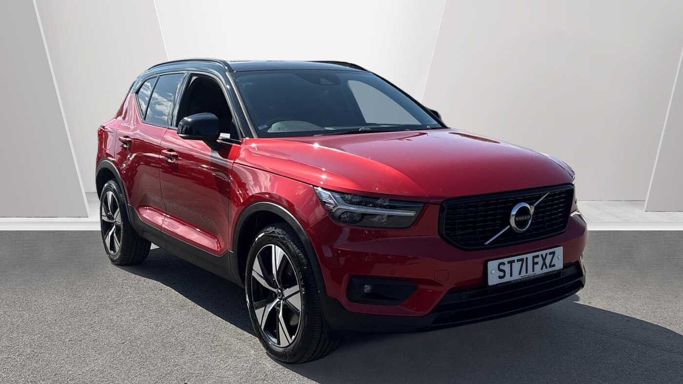 Main listing image - Volvo XC40