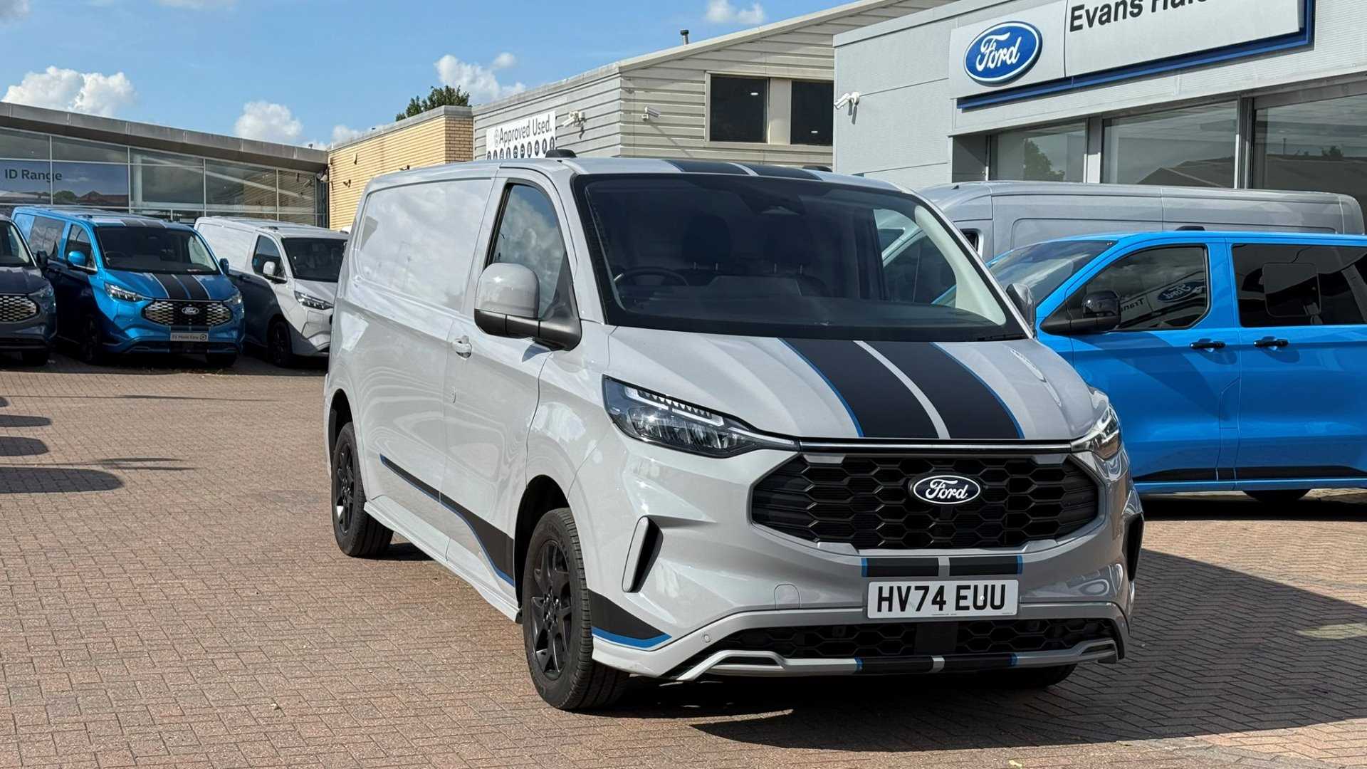 Main listing image - Ford Transit Custom