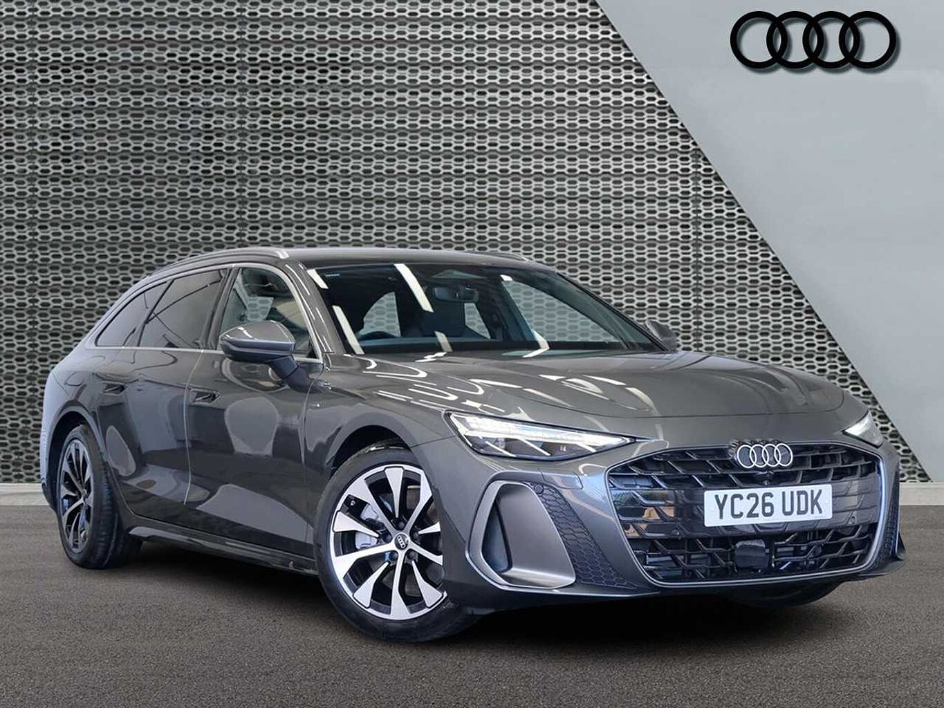 Main listing image - Audi A6