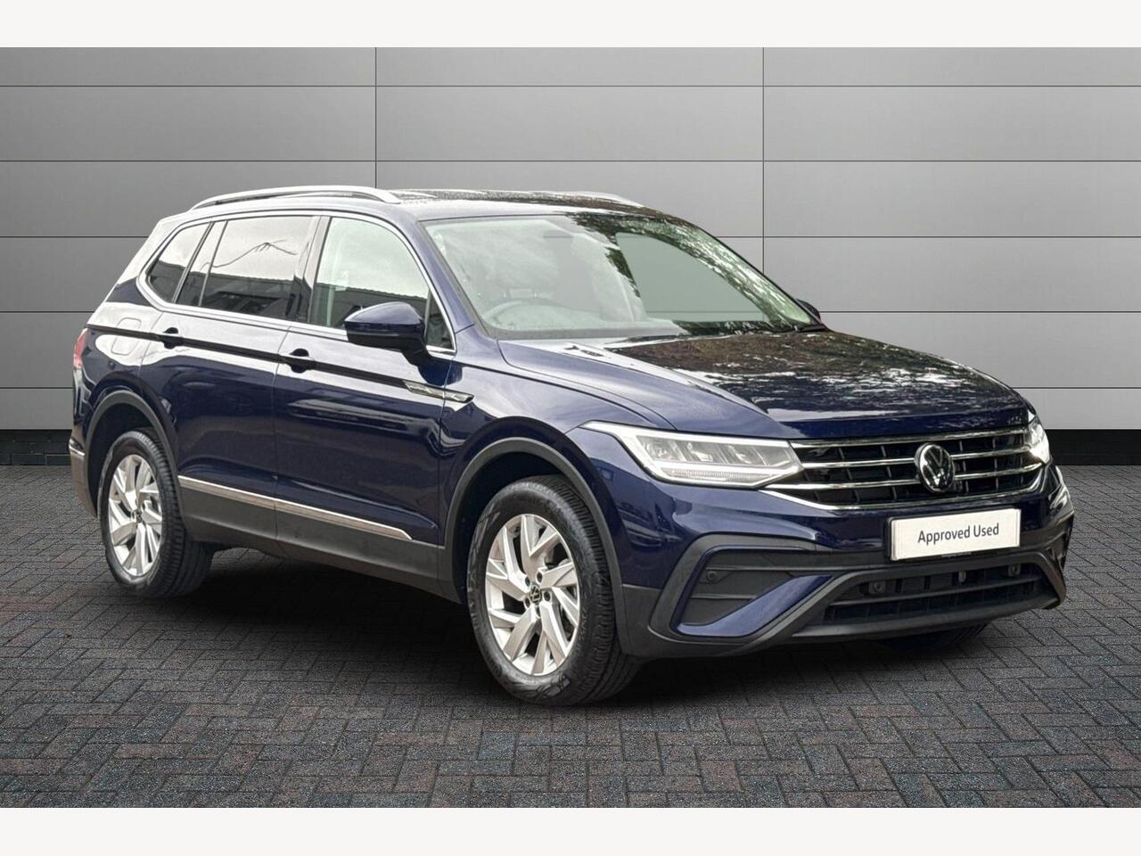 Main listing image - Volkswagen Tiguan Allspace