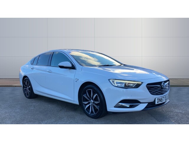 Main listing image - Vauxhall Insignia