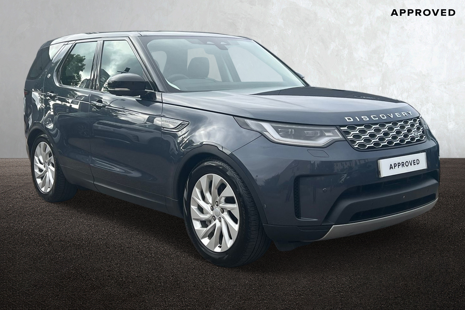 Main listing image - Land Rover Discovery