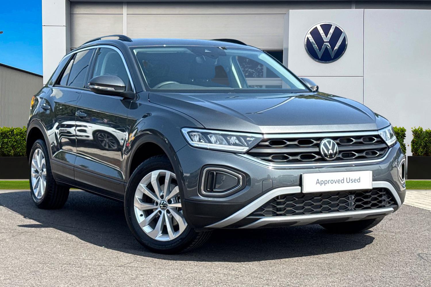 Main listing image - Volkswagen T-Roc