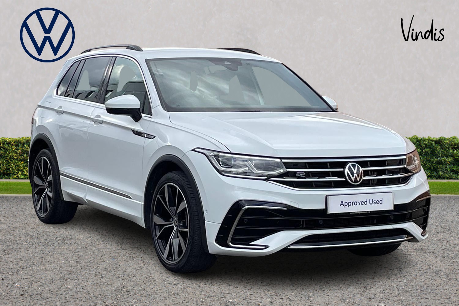 Main listing image - Volkswagen Tiguan